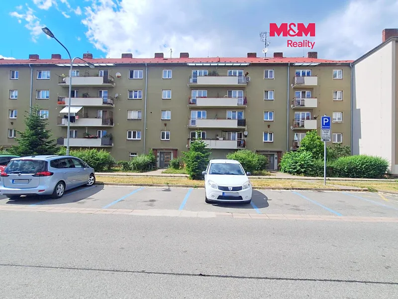 Prodej bytu 2+1, 60 m², Hradec Králové, ul. Ladova
